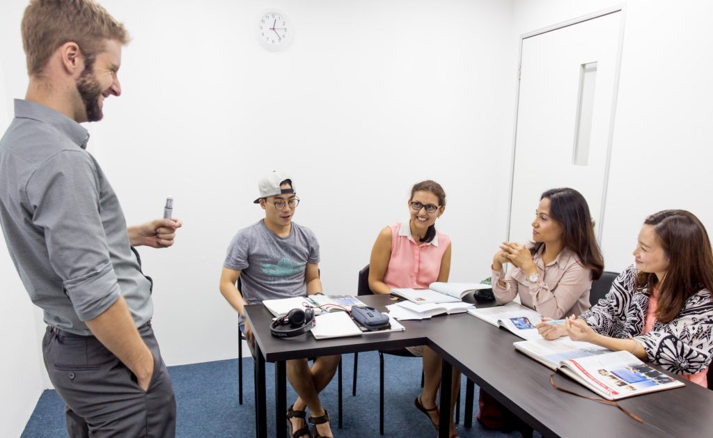 新加坡成人综合英语课程 | 新加坡最好英语学校