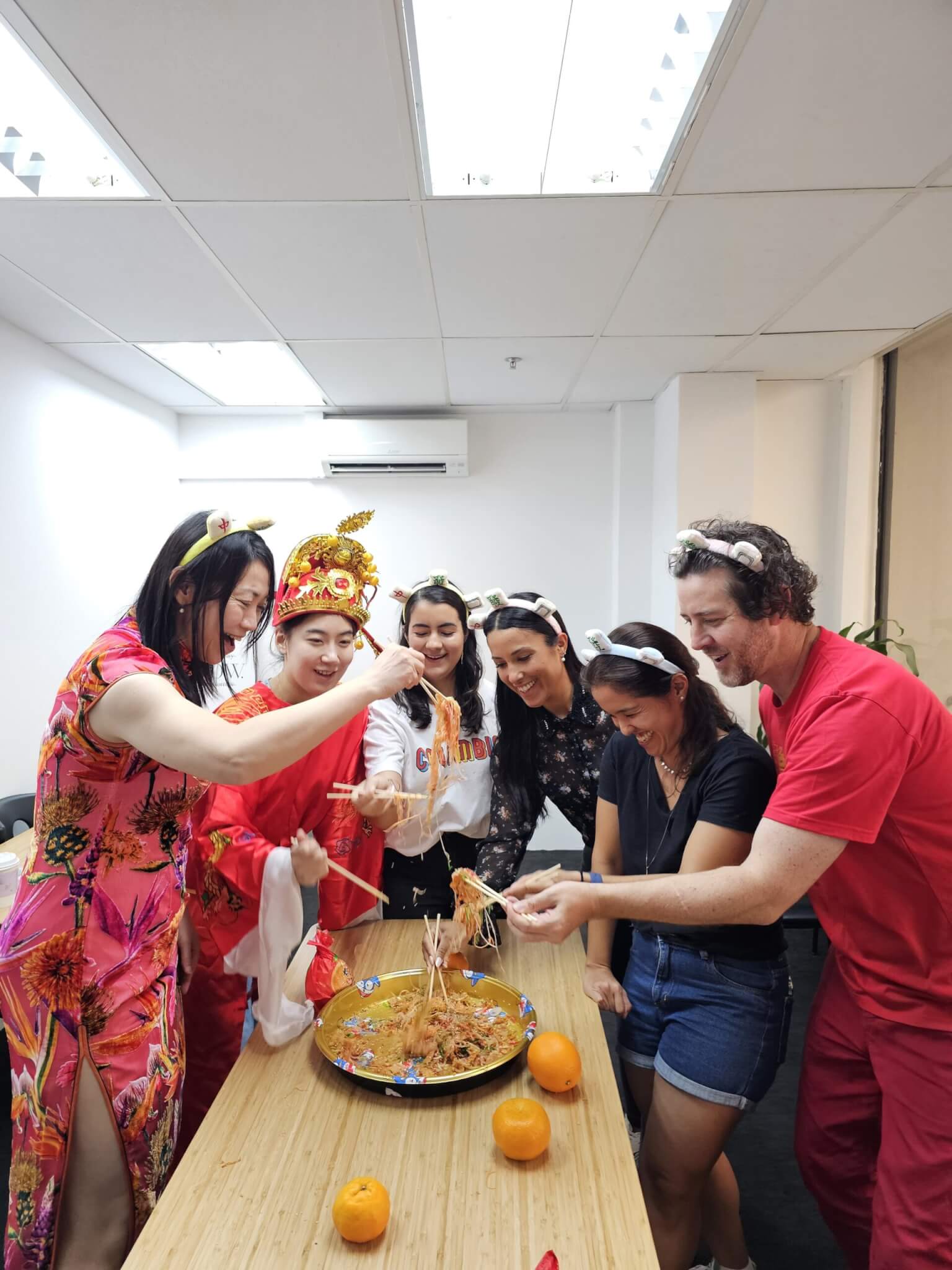 捞鱼生的吉祥话 for Chinese New Year Festivities | SLI成人英语学习