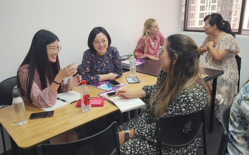 English class for adults and housewives in Singapore